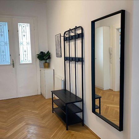 Cosy Apartment In Mariahilf Close To Citycenter Vienne Extérieur photo
